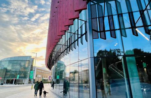 DESIGNER HOUSE - University of Glasgow / Central Glasgow 'Hillhead' West End G12 - Luxurious & Contemporary Detached House / Terrace / Garden / 'electric car charging' Garage Parking - Foto 78