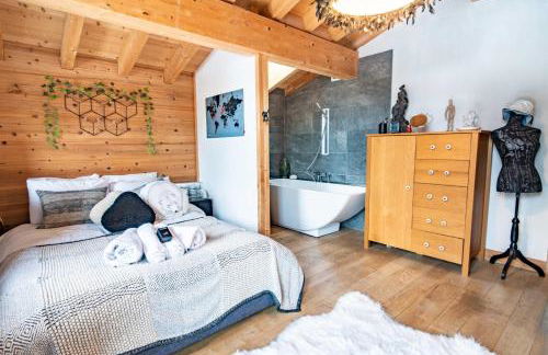 Chalet with garden close to the slopes - Photo 17