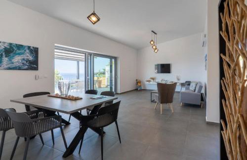 Areti-Elena Oxomeria - Foto 32