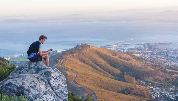 Descansando no cume de Cabeça de Leão