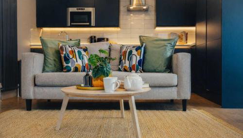 Modern Central 2 Bed Apartment with Parking - Foto 5