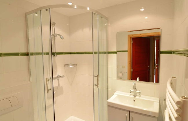 Scenic Villa Near Lake View - Photo 16