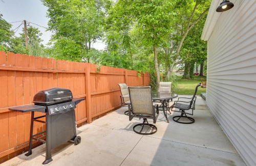 Chippewa Lake Cottage with Fire Pit! - Foto 21