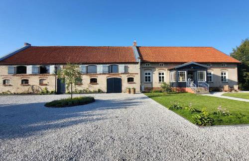 Do Góry Kołami - Foto 1