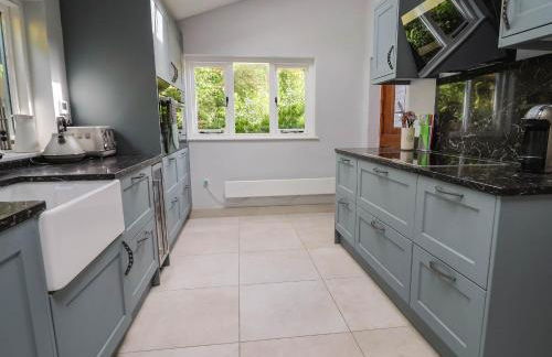 Upper Cottage - Photo 17