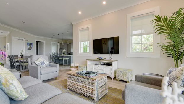 Springtide House by Brightwild Waterfront Pool - Foto 5, Habitación