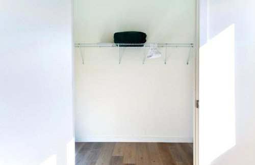 Entire House with Free Parking at North Miami! - Foto 17