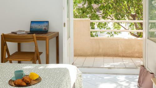 GreenPeace - Host Provence - Foto 4