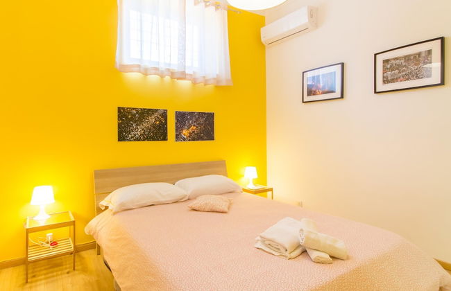 Folklore House in Historical Catania - Photo 19