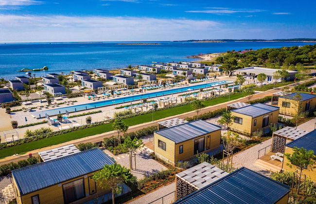 Arena Grand Kazela Camping Homes - Photo 1