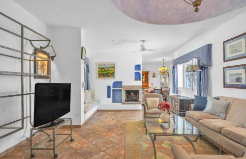 Villa Arin - Beachside Family Home by Finest Rentals - Photo 15