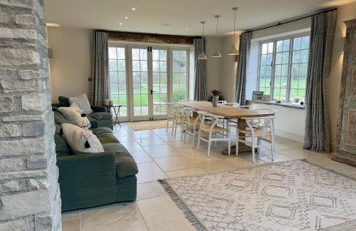 Stunning Countryside House with Pool and Hot Tub - Foto 16