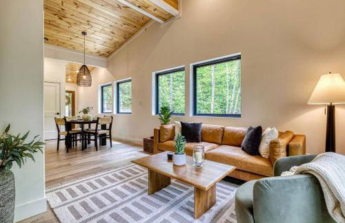 Peaceful Smoky Treehouse| Hot Tub • Hammock • Deck - Foto 13