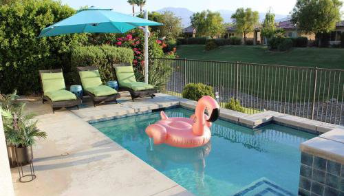 Entire Bungalow w/ Private Pool Near Palm Springs! - Foto 1