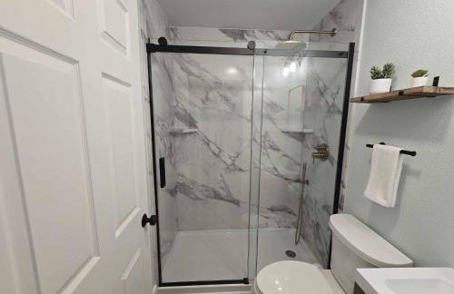 Stylish Modern Studio in Vibrant Walker's Point - Foto 5