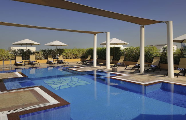 Movenpick Hotel Apartments Al Mamzar Dubai - Photo 32