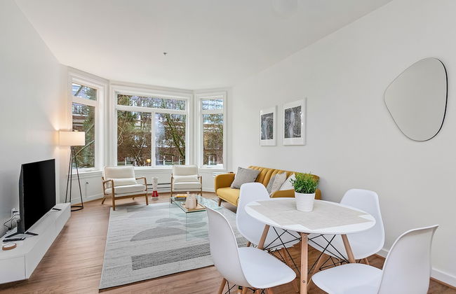 Belltown's Flower Moon - Foto 15