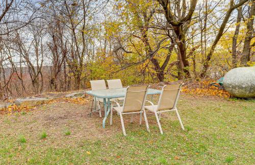 4 Mi to Mauch Chunk Lake Spacious Apt with Bar! - Foto 37