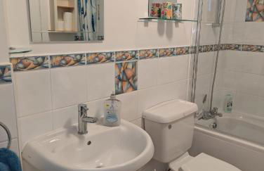 SWANAGE WELL PRESENTED 2 BEDROOM APARTMENT CLOSE to BEACH - Photo 17