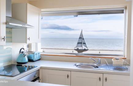 Superb Cintra Beachside Apartments - Photo 52