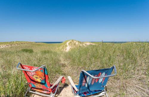 Serenity Beach, just steps from the beautiful shores of Lake Michigan - Foto 31