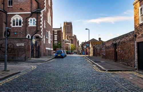 3BR Georgian Quarter Coach Houses - Private Parking - Foto 57