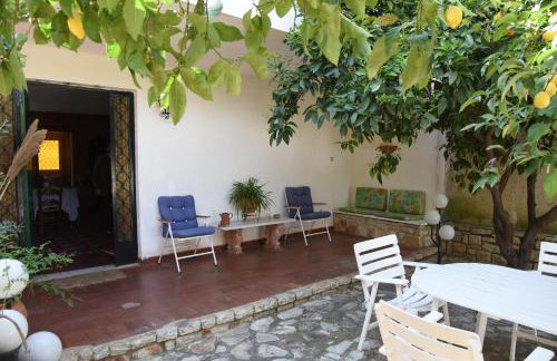 Kiveri Traditional Villa - Photo 31