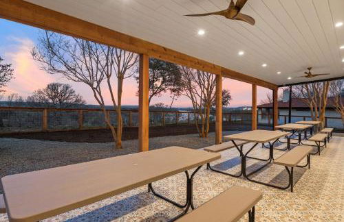 Guadalupe Bluff Modern House - Foto 31