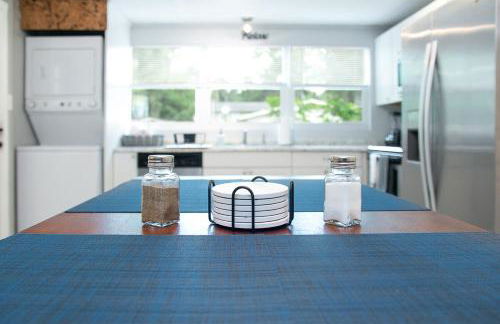 Farmhouse and Charming Place - Photo 42