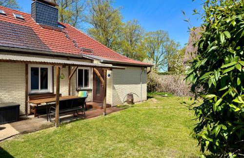 Haus direkt am See, 50m zum Strand, mit Garten & Kamin - Photo 13