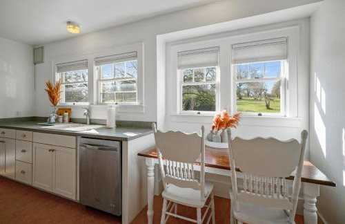 Bush Park & Downtown Charmer in Salem's Best Location - Foto 14