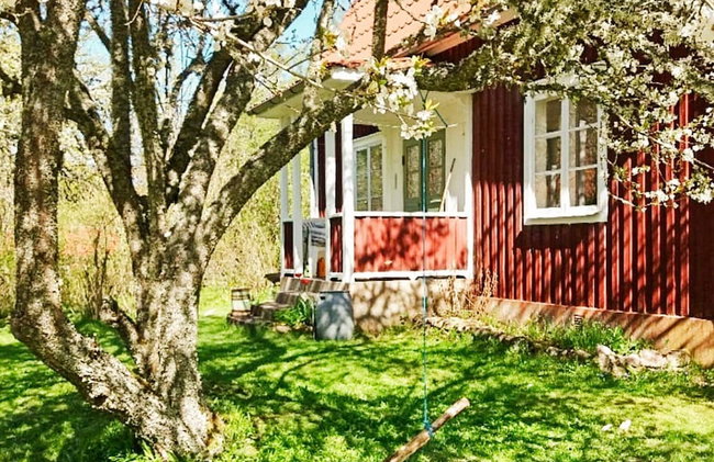 5 Person Holiday Home in Gamleby - Foto 1