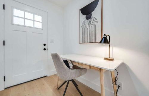 Brand New Apt w Parking Blocks from Downtown- E - Photo 13