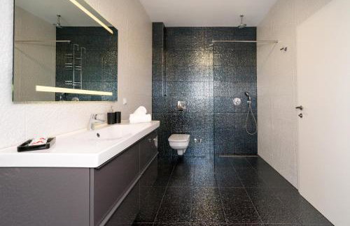 Luxury Beachfront Villa Sea Queen - Kastela - Foto 37