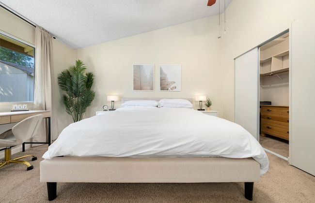 Delightful Home w Fireplace Patio Fire Pit - Foto 12