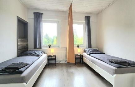 Modern 6-Bedroom Apartment with Rooftop Terrace, free Wi-Fi and Parking- MND01 - Foto 7