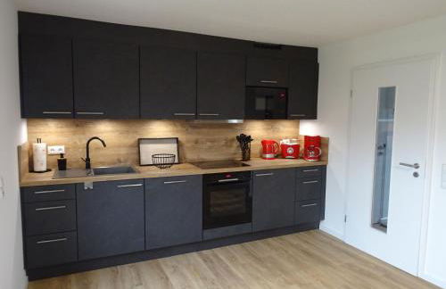 "Bi Oddi" - moderne FeWo mit Terrasse und Garten - Foto 2