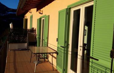 Montagna del Sole w/ Pool - Foto 28