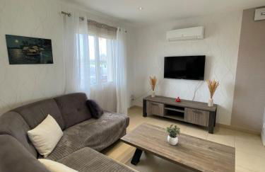 "La Bressolaise" Idéal familles, piscine, calme - Foto 13