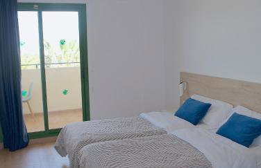 Sea View Apartment, spacious and renovated, 10 minutes to the beach, pool - Photo 10