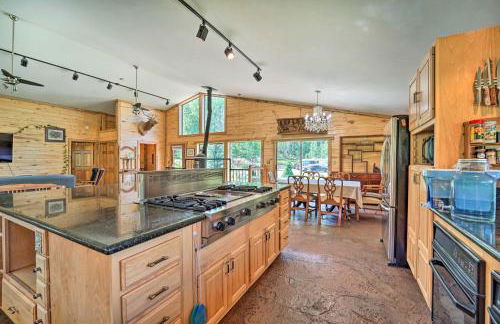 Direct Hiking Access Riverfront Dolores Home! - Foto 9