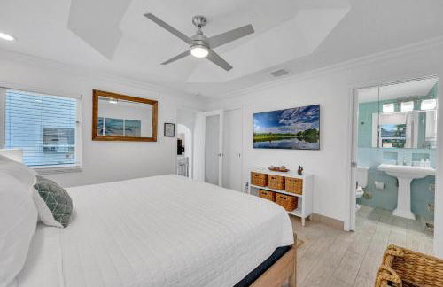 Waterfront Bungalow Heated Pool Pineapple Key - Foto 25