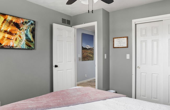 Hometown Hideaway - 4BR 2 5BA Pool Game Room - Foto 36