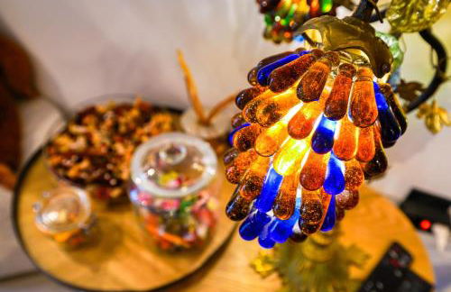 Le Petit Parisien- Bienvenue - Netflix - Terrasse - Parking - Porte de Paris - Climatisation - Guide visite à Paris OFFERT - Foto 6