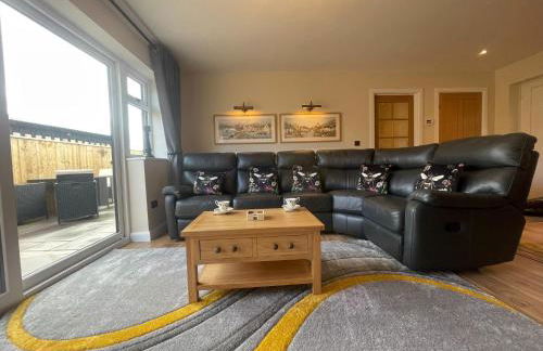 Bumblebee Barn, Luxury contemporary holiday home - Photo 2