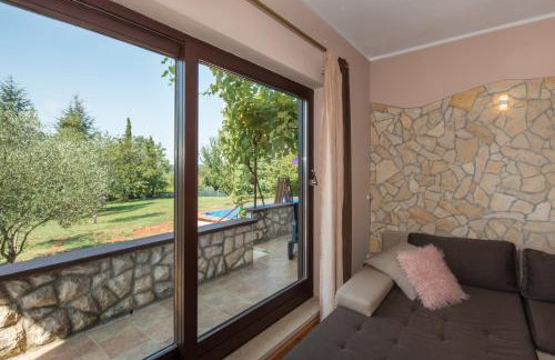 Sunset holiday home with pool and large, mature garden - Photo 61
