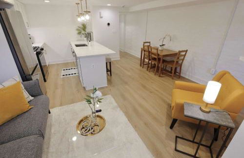 Parkside Living - Steps from Lincoln and Stanton Park - Foto 9