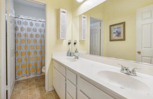 Your Home Away From Home near Wineries & Old Town - Foto 6