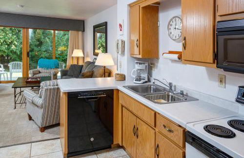 Peacefield at The Hilltop C-4 by Simple Life Rentals - Foto 1