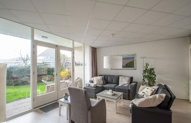 An Apartment That is Attractively Furnished - Foto 46